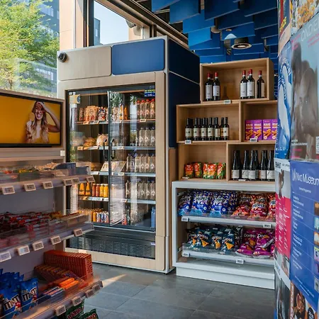 Meininger West Hotel 2*