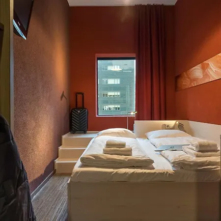 Meininger West 2* Amesterdão