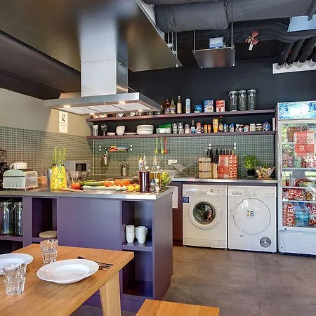 Meininger West 2* Amesterdão