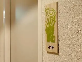 Meininger West Hotel