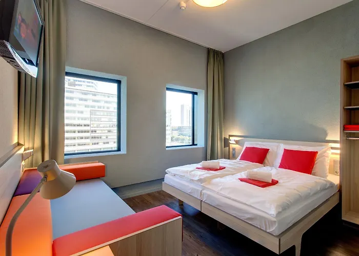 Meininger West Hotel