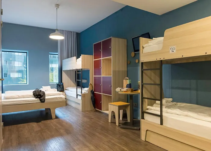 Meininger West Hotel