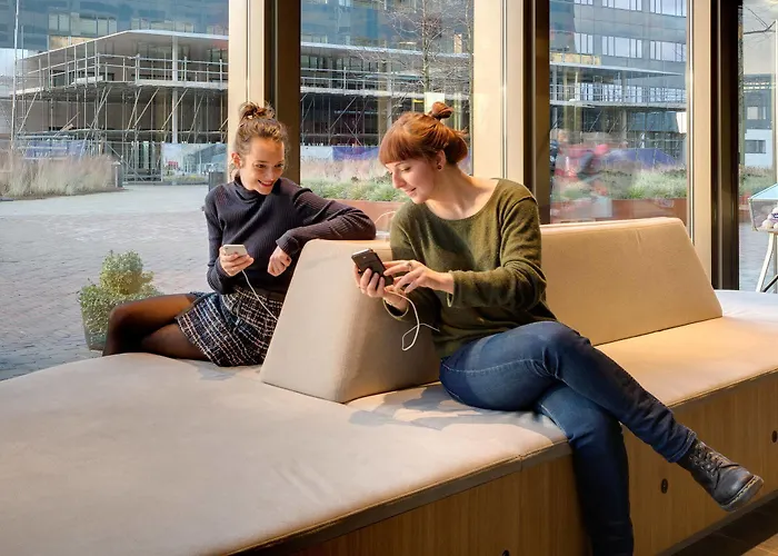 Meininger West Hotel