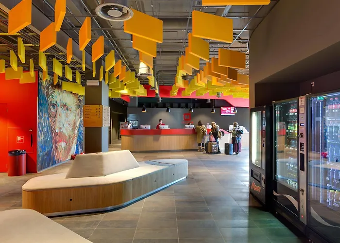 Meininger West Hotel